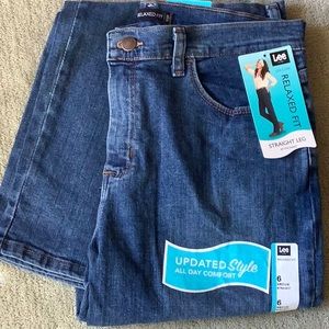 Lee straight leg jeans SZ6 NWT
